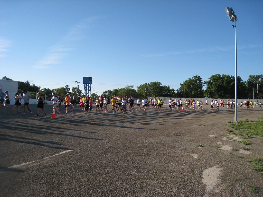 Solstice 10K 09 100.jpg - The Solstice Run 10K in Northville Michigan. June 27, 2009. Way more hills than I expected! Still had a decent time @ 57:57, and a great day for a race!